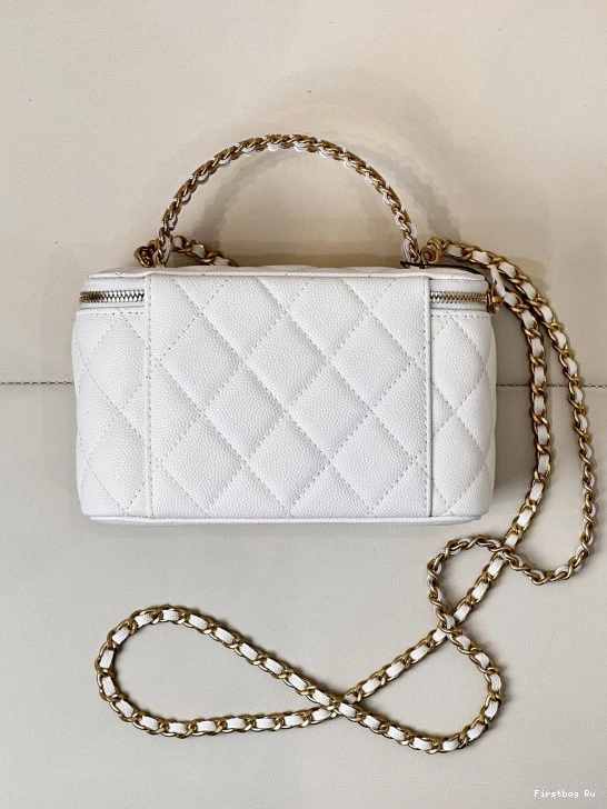 First Bag Ru WITH CHANEL VANITY SMALL CHAIN-16x9.5x8cm CHANELASSIC 0715